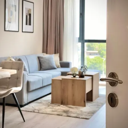 Comfort & Classy 1bed аpartment For 4 Guests Plowdiw