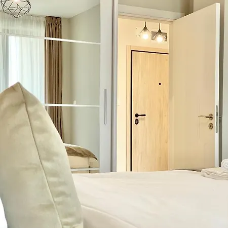 Comfort & Classy 1bed аpartment For 4 Guests * Plowdiw